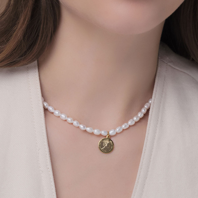 라루아 여성 마가렛담수진주코인목걸이 7mm*5mm화이트옐로우 진주 목걸이 여성 목걸이 천연 담수 진주 목걸이 펜던트 진주 목걸이 기념일 선물