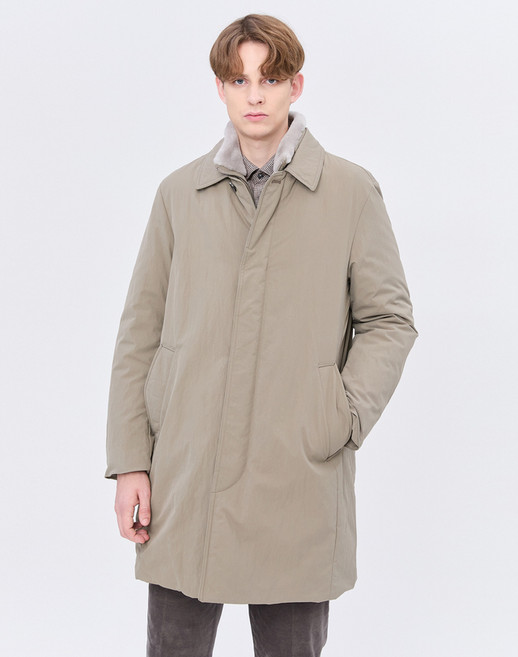 24FW [반값세일][스테디셀러] 베이지 단색 구스다운 트렌치코트 WMTR4D053I2