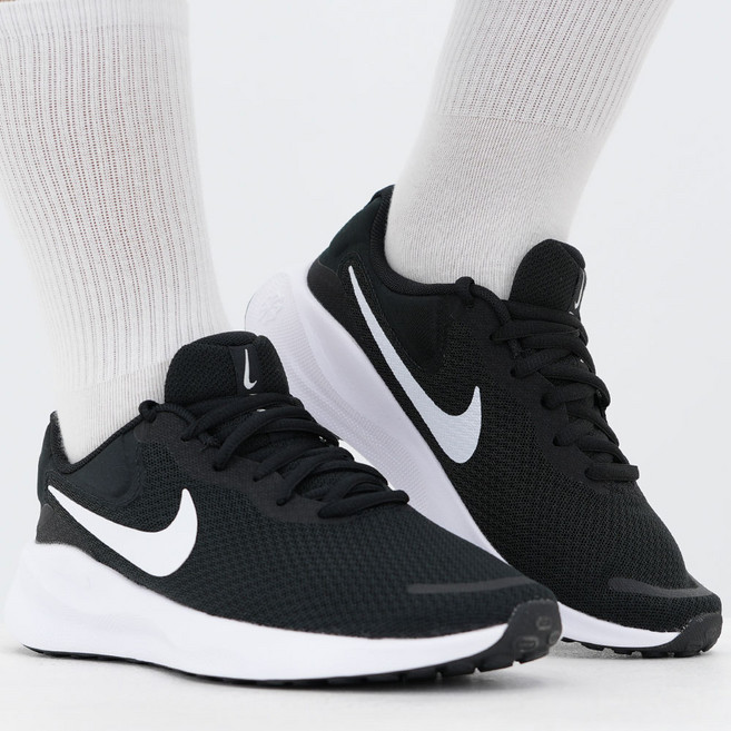 나이키 여성 로드 러닝화 경량 가벼운 운동화 조깅화 헬스화 트레이닝 신발 달리기 런닝 슈즈