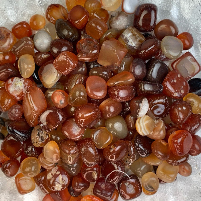 宜室感 水晶碎石 紅瑪瑙 100g 小包裝 辦公室居家擺飾 淨化手鍊 5-15mm, 紅瑪瑙（0.8-1.2公分）