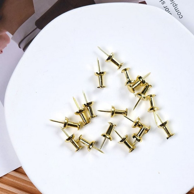 사무용 압정 50p 압핀 꽂이 오피스용품 메모 홀더 고정핀 사무용핀, 1개, 골드 50p