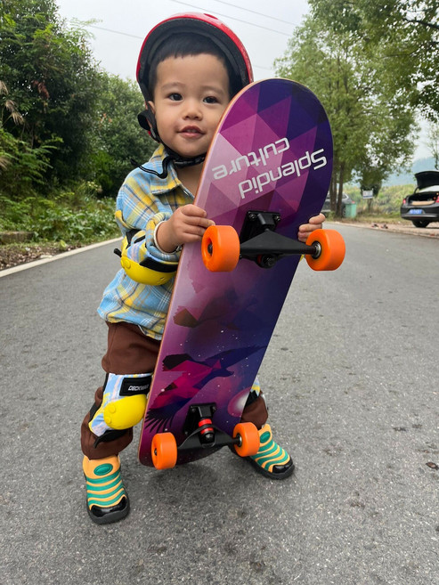 進口楓木雙翹滑板 通用款 結實耐用 滑行順暢 男女通用, 如圖所示, 1個