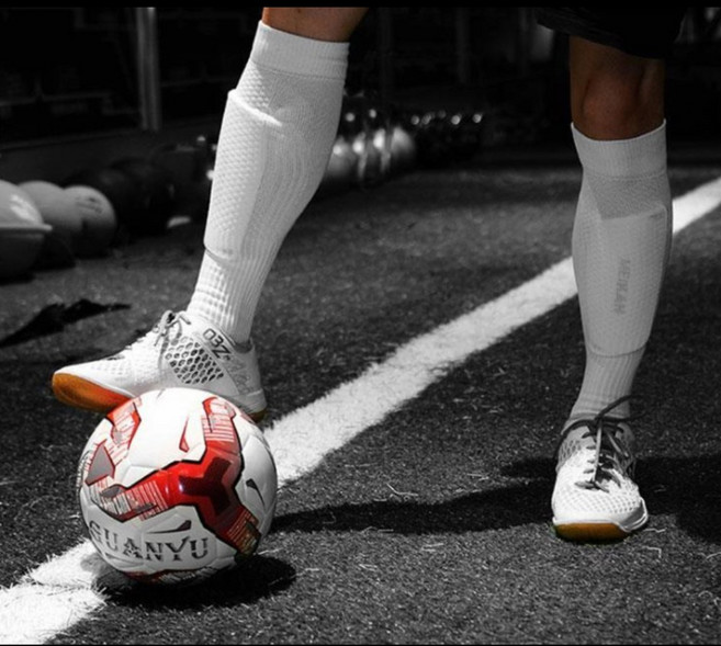 미끌림없는 완벽밀착 신가드일체형 장목 축구 장목양말(2색) 스타킹 풋살 무압박 무지, 블랙, 1개