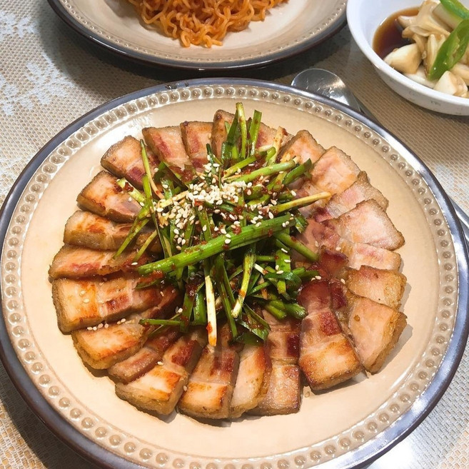 100% 참나무 훈제삼겹 320g내외 1팩, 320g, 1개