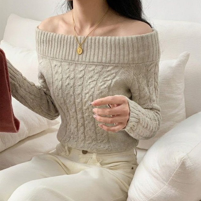 타니즈 긴팔 여성 오프숄더 꽈배기 케이블 니트