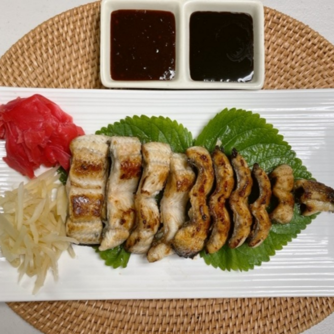 [싱싱수산] 풍천 장어 특대 국내산 구이용 손질 초벌 1kg 3kg 소스포함 자포니카, 1개, 손질 장어 3kg