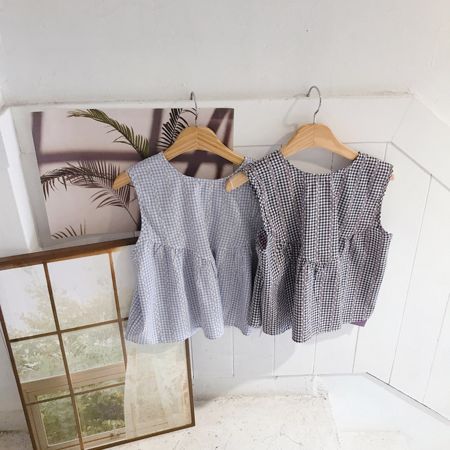 양면 러블리 체크 셔링 나시 블라우스