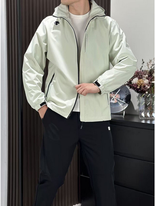 [데상트] 4컬러 후드점퍼 방수 바람막이 남성용 슬림