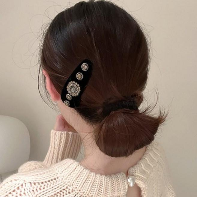 미다미 벨벳 예프 클래식 큐빅 블랙 똑핀