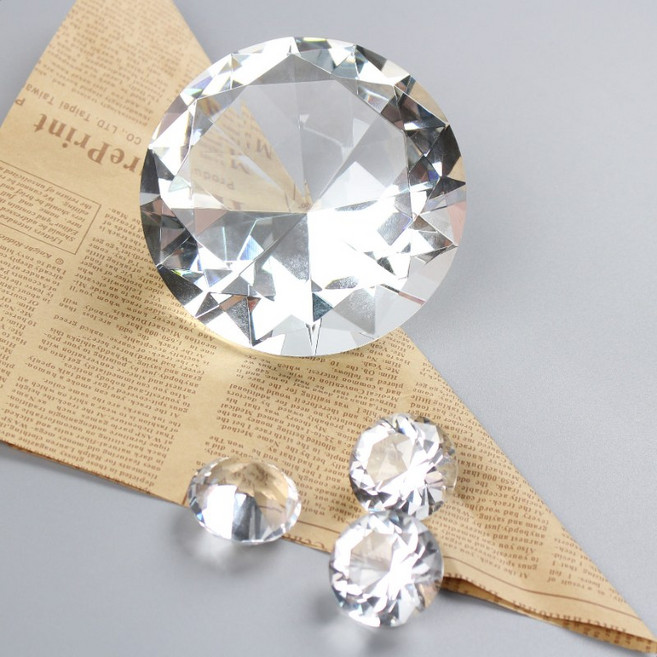 크리스탈 문진 큐빅 모형 오브제 감성 소품 촬영 인테리어 조각 포포라운지