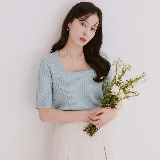 로엠 스퀘어넥 반팔케이블 풀오버(2colors) RMKAE23RTD