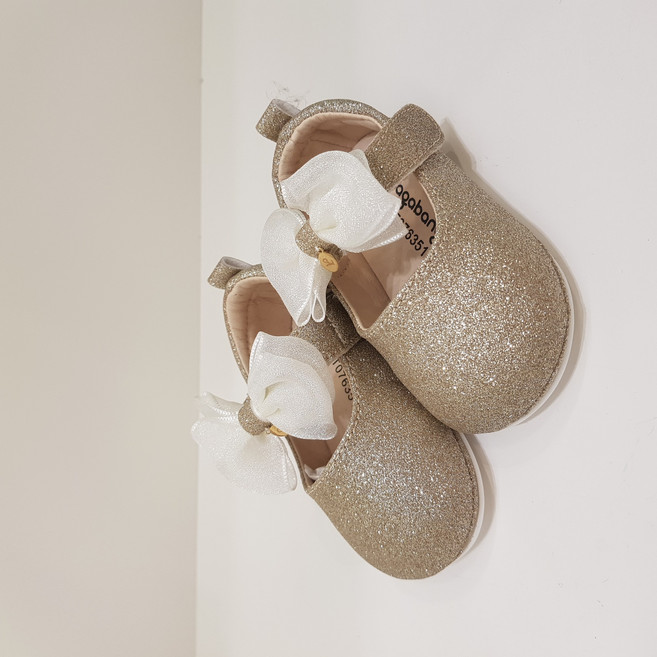 아가방 베이비페어 쪼꼬미 유아 여아 신발 유아 메리제인 골드 미끄럼방지 가벼운 걸음마 신발 백일 돌 외출화 아기신발 / 드레스 원피스에 운동화가 아쉬울때 유아 보행기화