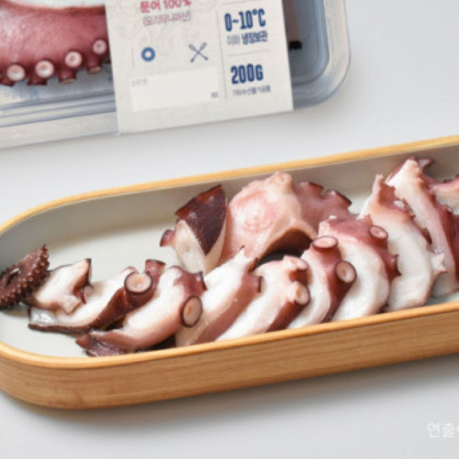 동원 쫄깃한 데친문어 200g 자숙문어 냉장, 1개