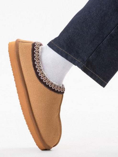 [정품아닐시3배보상] 비에스큐티바이클래시 GO59 아빌라 소프트 클로그 - BLACK