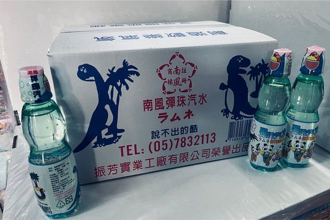 SNS 古早味 彈珠汽水 塑膠瓶裝, 1個, 30L