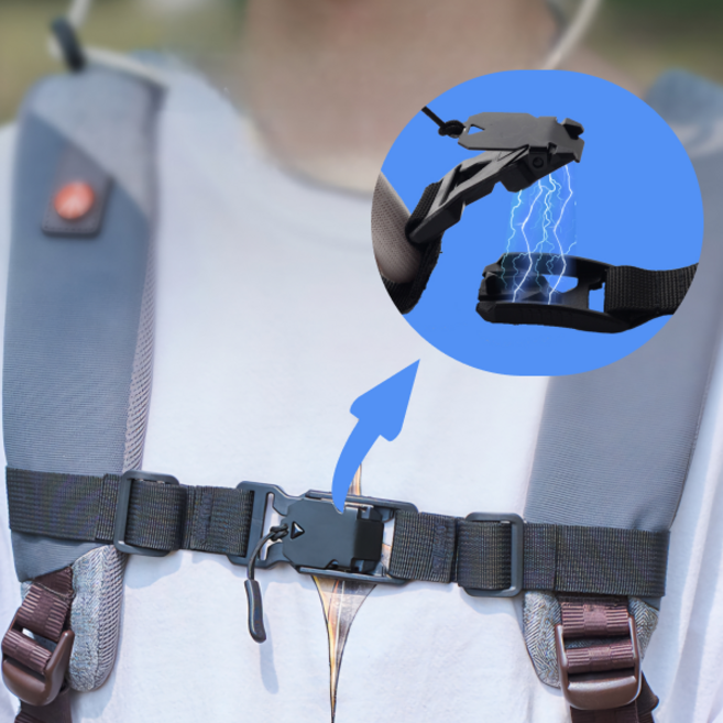 이즈이지 백팩 자동고정 가슴스트랩 무게분산 효과 흘러내림방지, 1개, 블랙