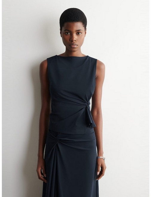 COS 공식 트위스트 디테일 저지 탑 네이비 1134568