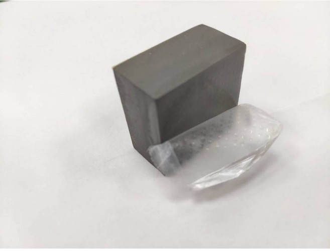小白的生活工場 TG-A20KX 30X30X15mm導熱矽膠(單面背膠), 1個