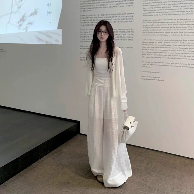 DFMEI 黑色開衫配吊帶薄款外套女款夏季防曬罩衫薄紗上衣女小外搭冰絲短