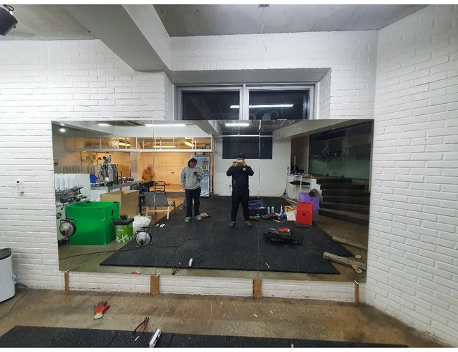 [예원거울]리퍼브 붙이는거울 거울시공 120 180 헬스장 전신 노프레임 설치 팔라테스 연습실 홈짐