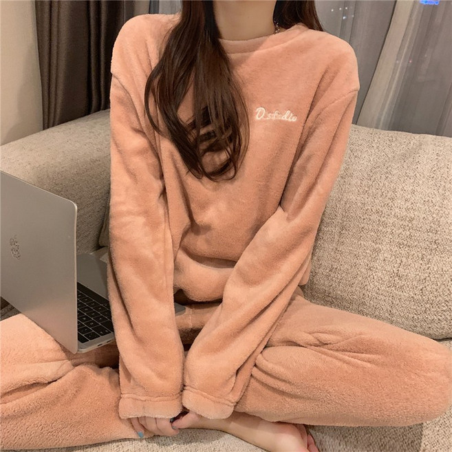 Dr.studio 珊瑚絨保暖居家服套裝 女款舒適絨毛睡衣睡褲 均碼多色可選