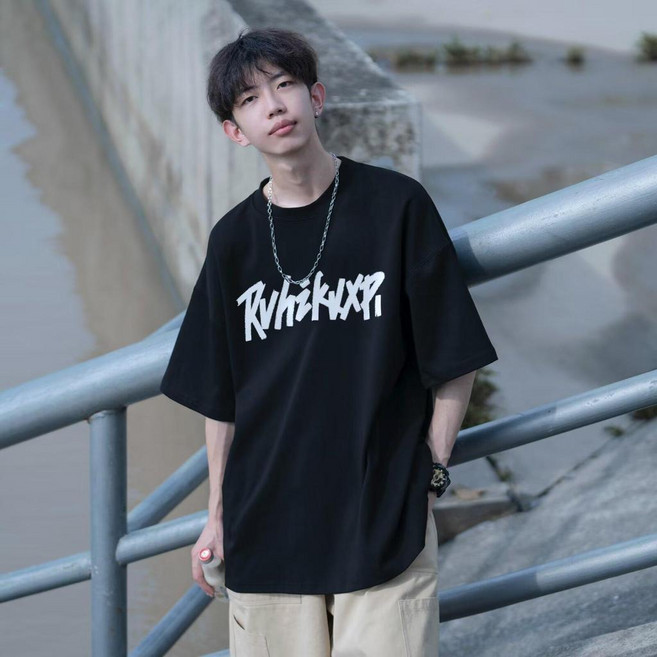 RVhikWXP 印花圓領寬鬆短袖T恤