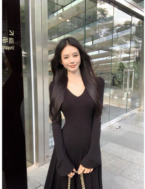 V領長袖針織連衣裙 秋季收腰修身顯瘦垂墜感長裙, 黑色,M, 黑色