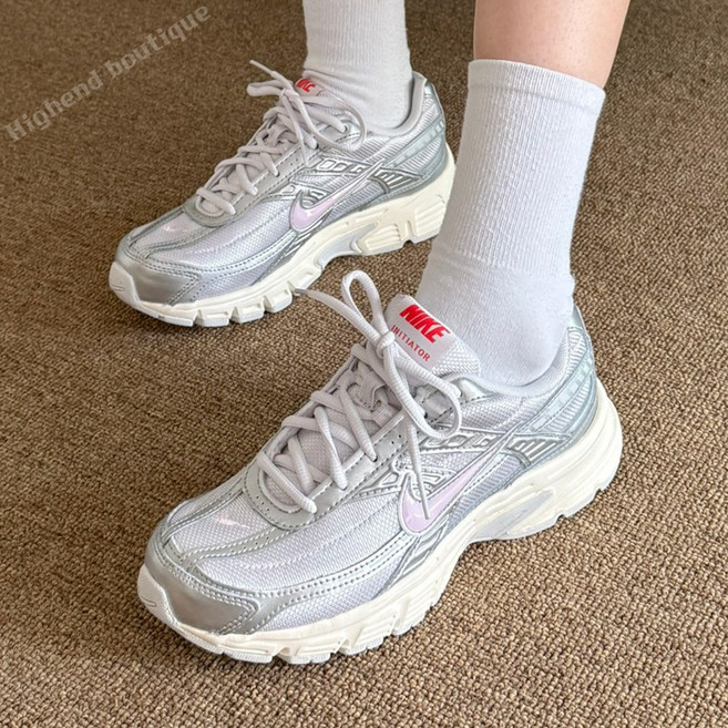 나이키 여성 러닝화 워킹화 조깅화 발편한 키높이 헬스장 신발 +END