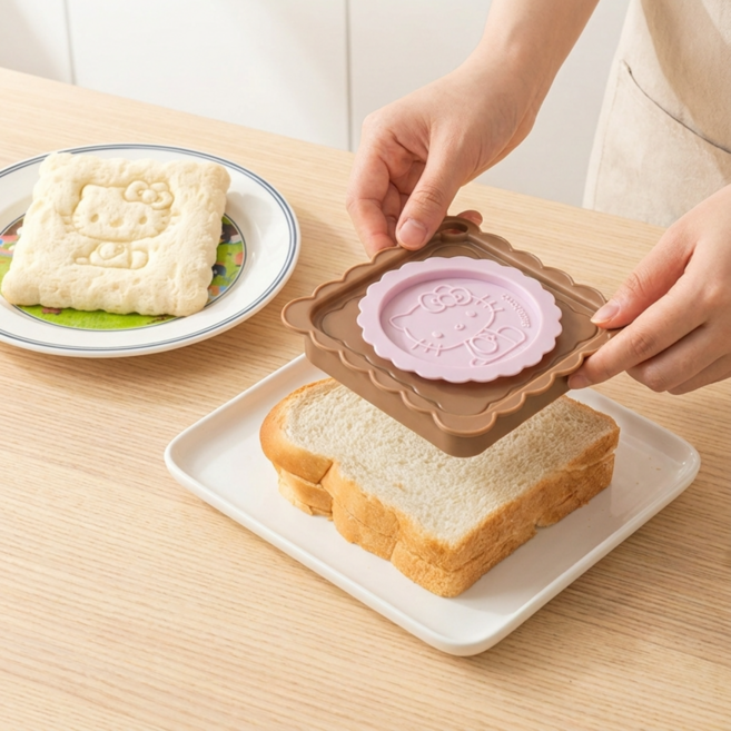 일본 정품 산리오 헬로키티 폼폼푸린 샌드위치 메이커 [ 2종 식빵 틀 커터 모양틀 성형틀 ], 1개