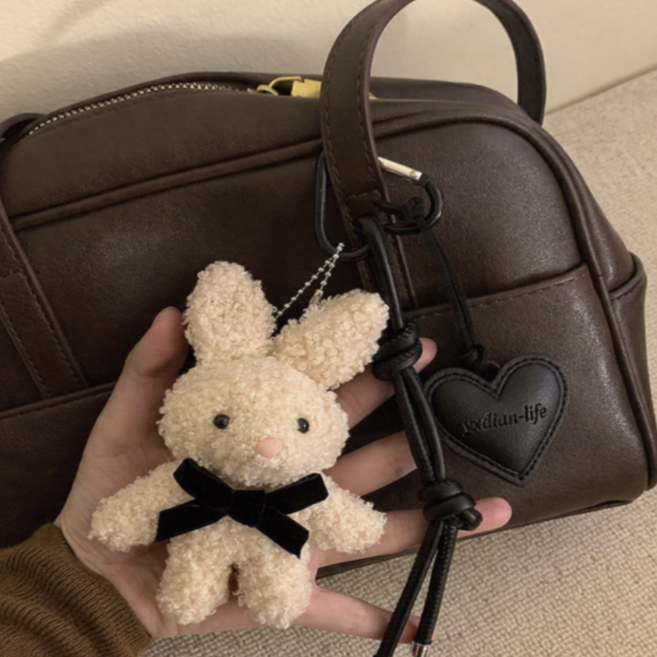 띵룸 보송보송 리본토끼인형 하트 키링 열쇠고리