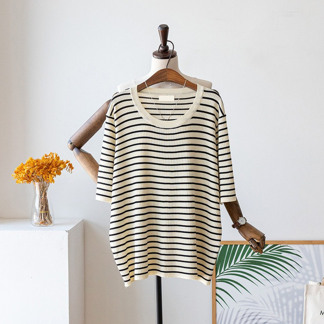 코코세븐 여성 빅사이즈 썸머 스트라이프 라운드넥 데일리 루즈핏 단가라 니트 반팔 티셔츠
