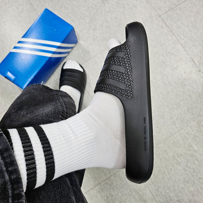 아디다스 여성 슬리퍼 쿠션좋은 사무실화 키높이 발편한 학생실내화