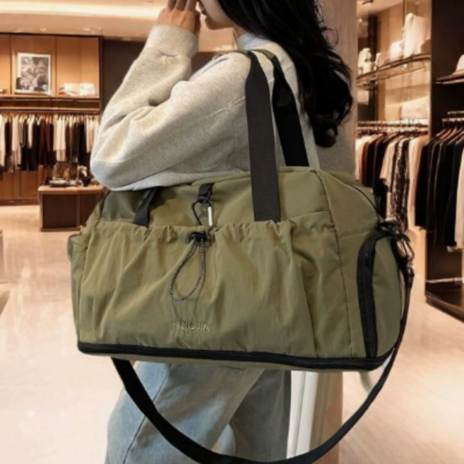 일상채움 신발 분리형 여행용 보스턴백 헬스 운동 여행 가방