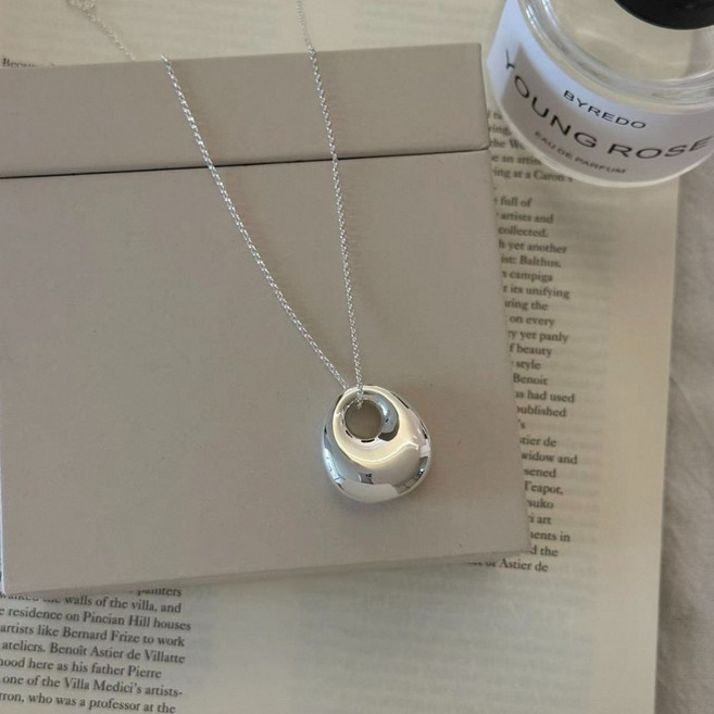 실버 오벌 드롭 롱 목걸이 (70cm)