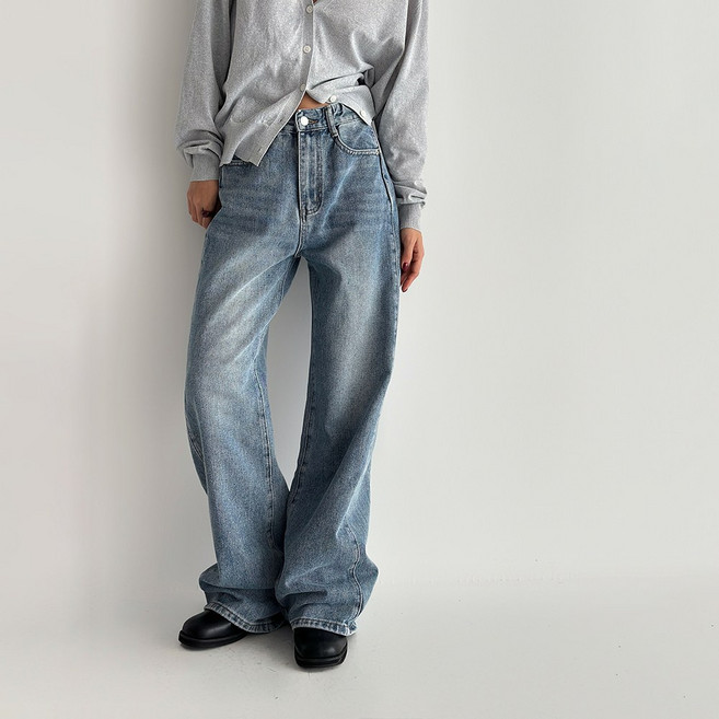 하이웨스트 플레어팬츠 여성 부츠컷 데일리룩