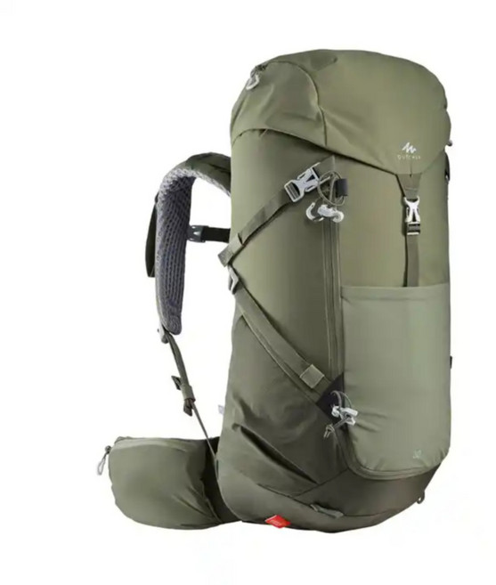 데카트론 퀘차 MH500 카키 30L 하이킹용 백팩