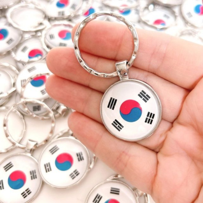 [2개묶음] 열쇠고리 국경일 고리 홀더 한국 외국인선물 태극기 광복절 기념품샵 ssg*72510jw