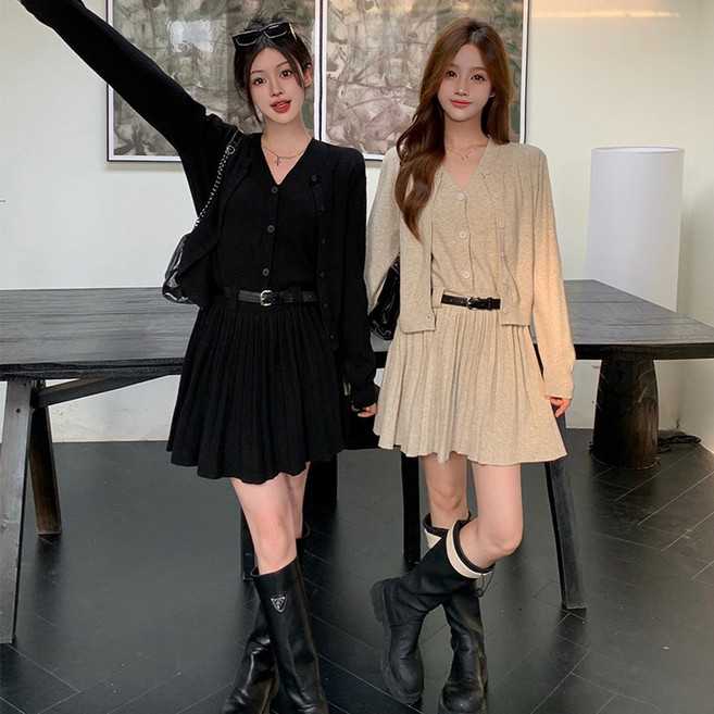 Yumico 여성 하객룩 니트 투피스 플리츠 치마세트 빅사이즈 고급 봄투피스 세트 가디건 니트 플레어 스커트 원피스 셋업 체형커버 면접룩 오피스룩 플리츠원피스