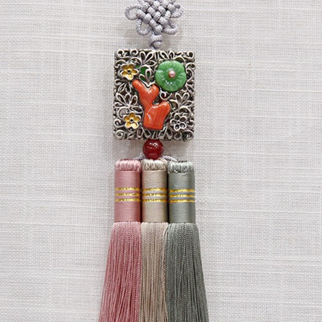 열녀박씨 계약결혼뎐 협찬 칠보산호 삼봉노리개 분홍