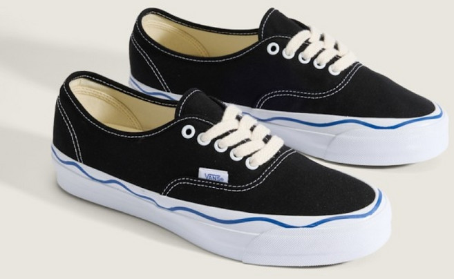 LX 어센틱44(서울)블랙 VN000EAABPB