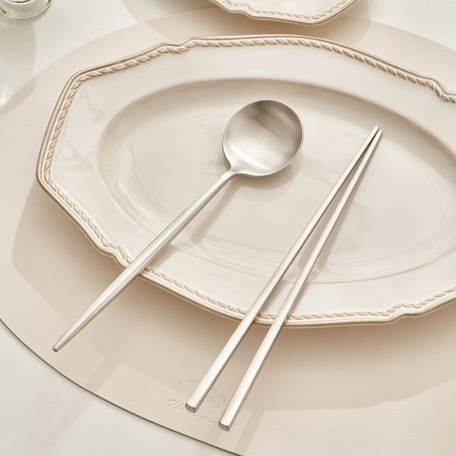 얼라이브즈 라우엘 콜레트 커트러리 수저세트, 4세트, 숟가락+젓가락, 무광실버