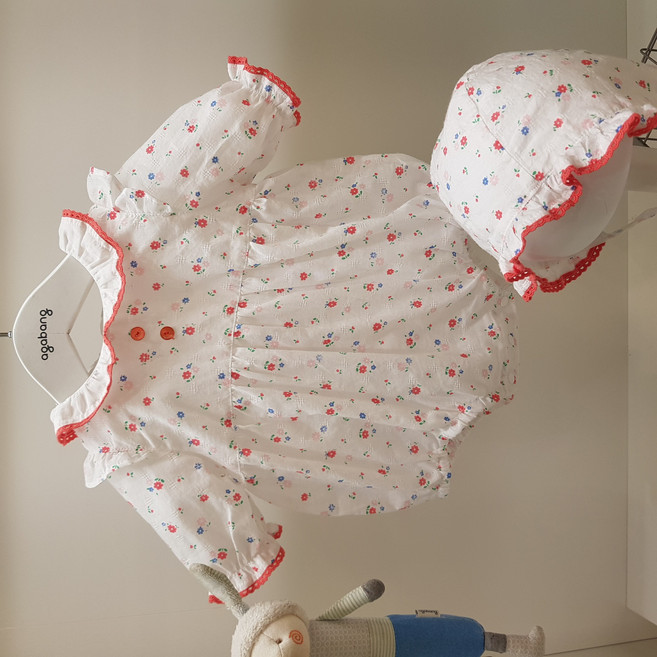 아가방 여름 베이비페어 쪼미숙녀핏 신생아 여아 유아 바디수트 원피스핏 7부 로즈 패턴 보넷 세트 반팔 외출복 백일 돌 촬영룩 아기옷 / 작은 레이디처럼 원피스핏 예쁜이 바디수트