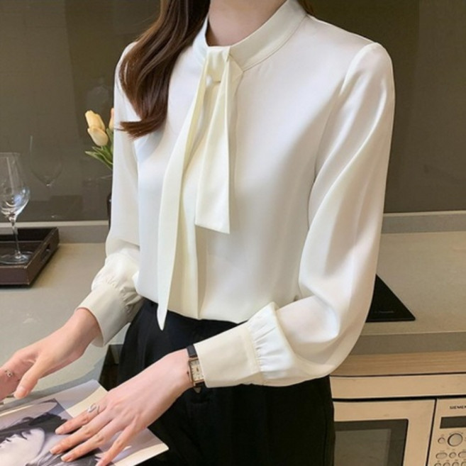 뉴욕멋쟁이 레제 스카프넥 실크블라우스