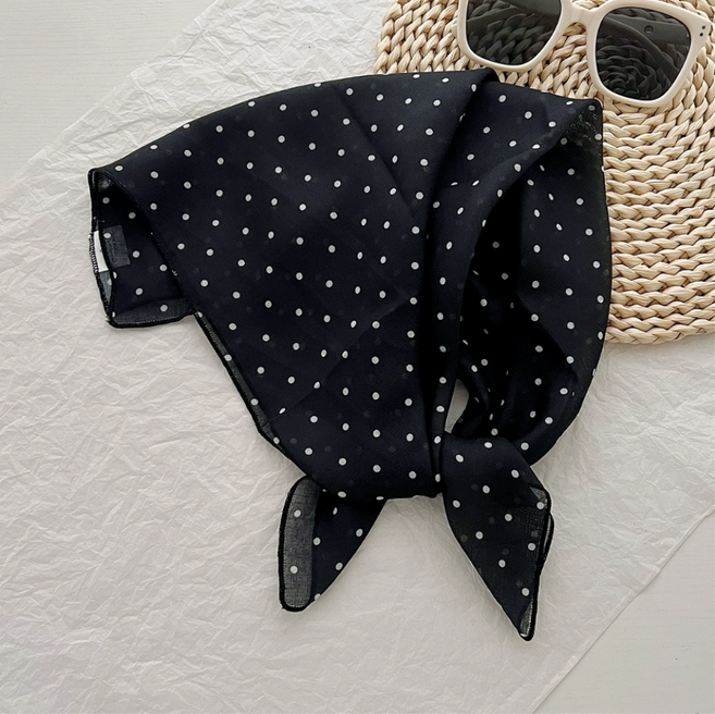 여성 봄 가을 쁘띠 사각 스카프 손수건 머플러