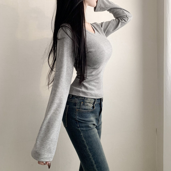 따뜻한기모 여유커버핏 팔뚝널널핏 팔소매널널 브이넥 긴팔티셔츠