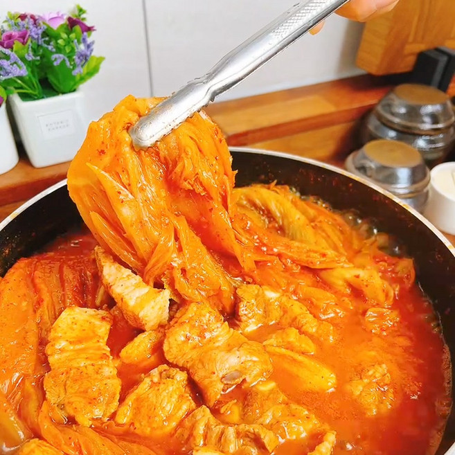 삼겹살 통김치찜 돼지고기 김치찌개 김치찜 1kg, 2개