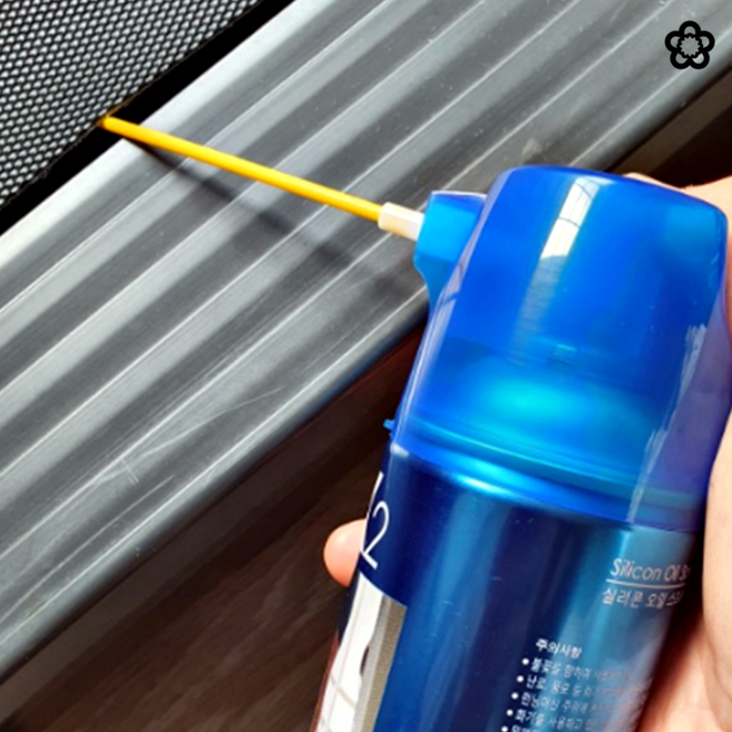 뿌리는 런닝머신 윤활유 고착 방지제 러닝머신 오일 실리콘 윤활제 스프레이, 극동 SUPER123 방청윤활제 360ml 녹방지 습기