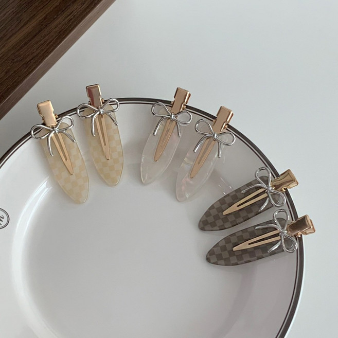 퓨어린 [ 3color / 잇템 ] 서핑보드 실버 리본 헤어핀 메이크업 삼각 옆머리핀 고정핀 머리핀