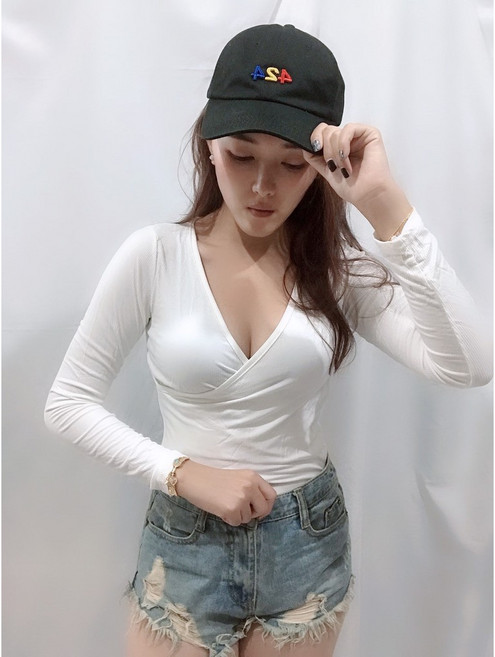 V領交叉純色短版上衣