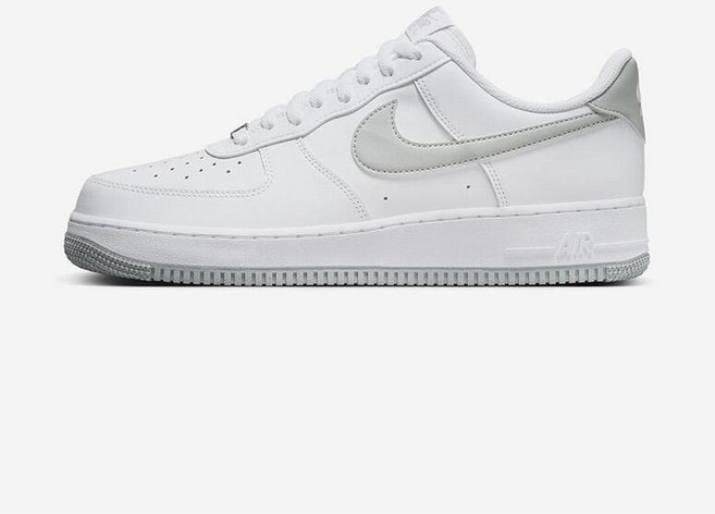 나이키 에어 포스 1 '07 air force 1 남녀 공용 스니커즈(증정품 수납백), FJ4146-100(증정품 수납백), 265